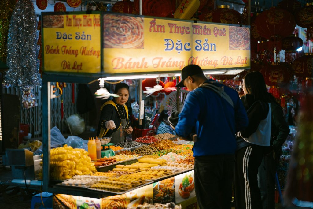 Da Nang Street Food Guide: Best Local Eats & Hidden Gems